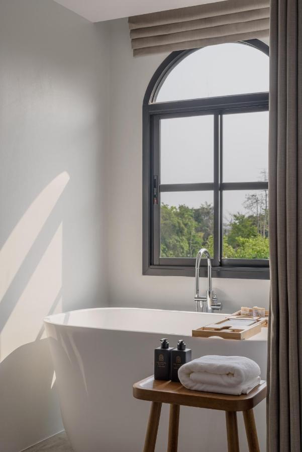 The Motifs Eco Hotel - Sha Extra Plus Chanthaburi Exterior photo